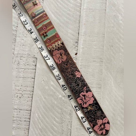 Vintage Women’s Fossil Leather Distressed Y2K Fairy core Floral Belt size Large - Picture 5 of 8